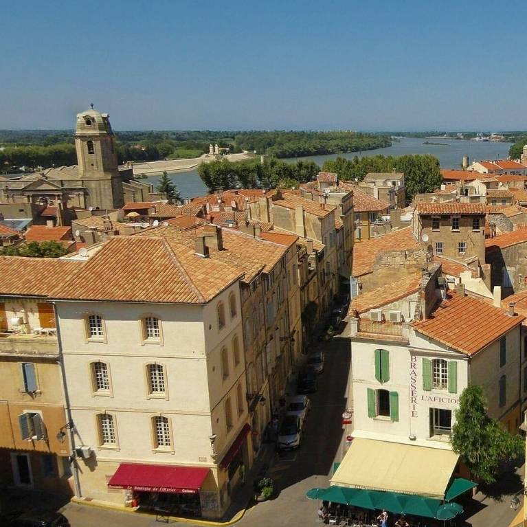 Camping Arles
